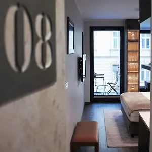 https://boutique-108-old-city-luxury-apt-with-a-garage.krakowhotelspoland.com